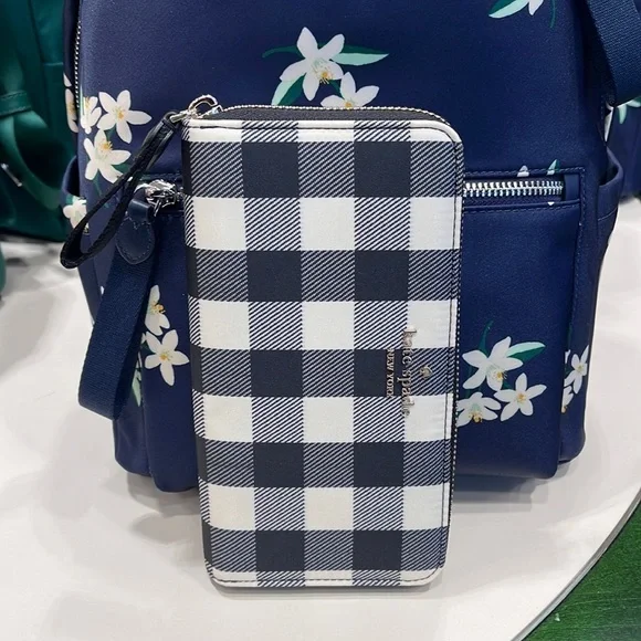 Kate Spade Chelsea Textured Gingham Print Nylon Large Continental Wallet
NWT - Picture 1 of 16